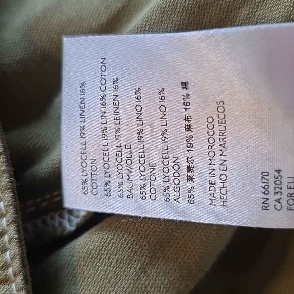 Anthropologie Jackson Army Green Tapered Utility Cargo Pants. Size 2 - Picture 8 of 9